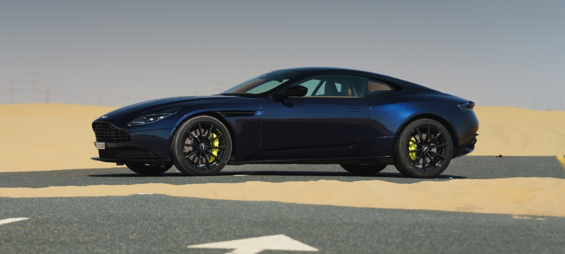 Aston Martin DB11 AMR, high end performance car, models, specs, curb weight, dimensions